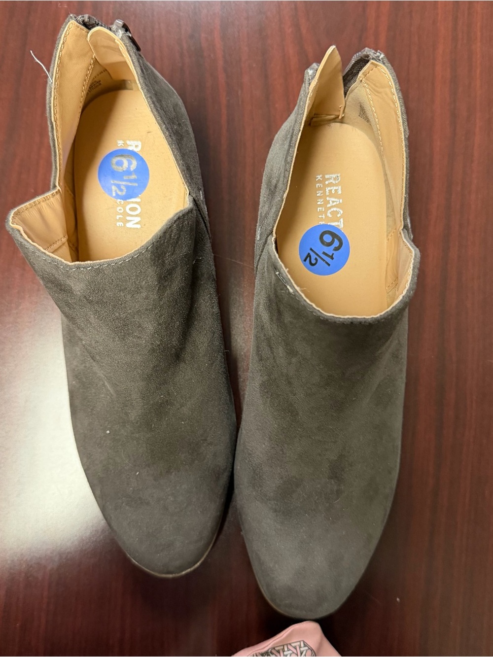 Kenneth Cole Reaction Gray Suede Ankle Booties - Picture 3 of 3
